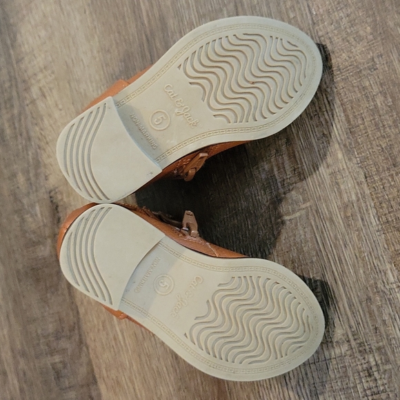 Brown Cat and Jack booties - Picture 4 of 4